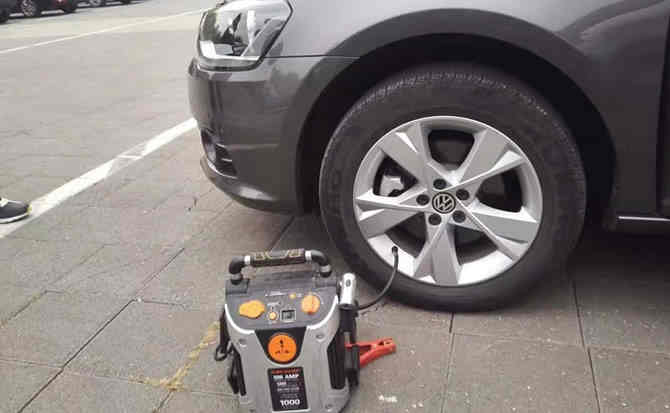郧西汽车搭电案例