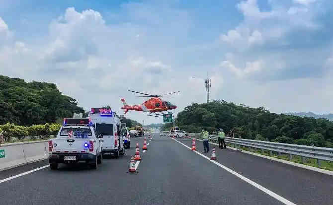 郧西高速公路汽车救援案例